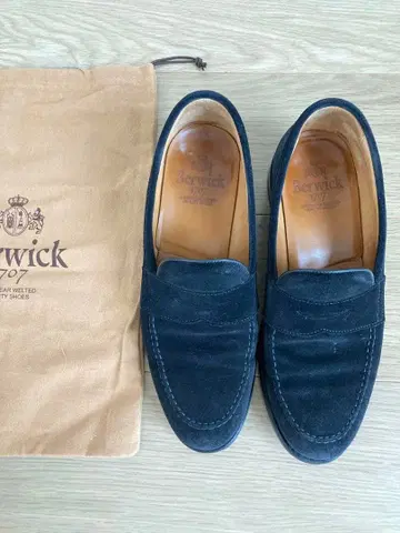 Berwick 스웨이드 로퍼 블랙 사이즈 6