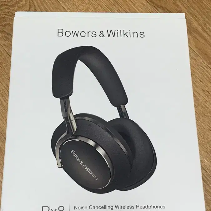 Bowers & Wilkins PX8 헤드폰