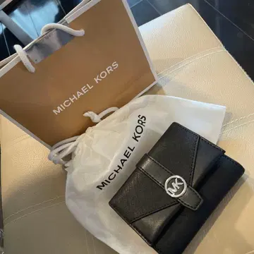 MICHAEL KORS 3단 폴더형 지갑 블랙