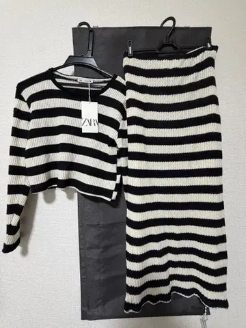 ZARA 보더 리브 니트 셋업 L