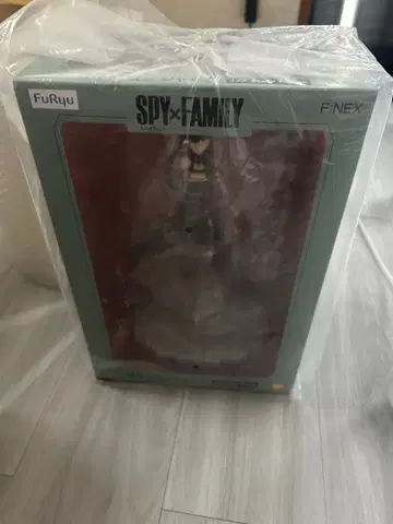 SPY x FAMILY 요르 포저 1/7 스케일 피규어 미개봉입니다.