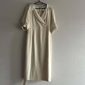 카라 부착 카슈쿨 원피스 아이보리 M