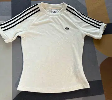 [ 미사용 새상품 ] adidas 화이트 T셔츠