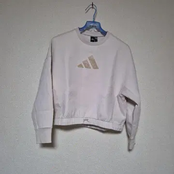 adidas 크롭 맨투맨 베이지