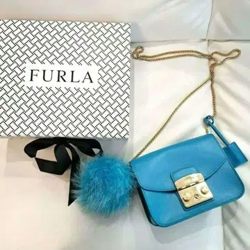 새상품급 FURLA 파랑 가죽 숄더백 메트로폴리스