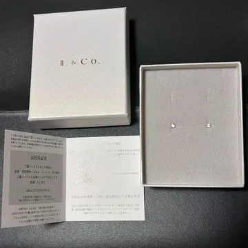 L&Co. 싱글 볼 귀걸이 양쪽 화이트 골드 K10 WG