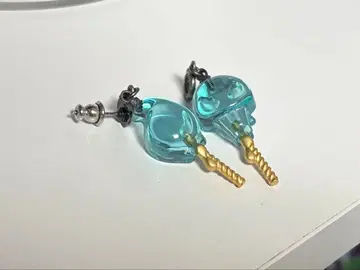 트위스테 이데아 오르토 Q-pot 귀걸이 캔디 이그니하이드