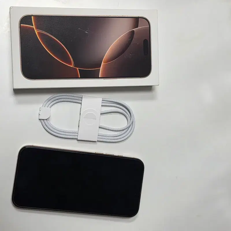 iPhone 16 Pro Max 데져트 티타늄 1TB 풀박스 (미국 공