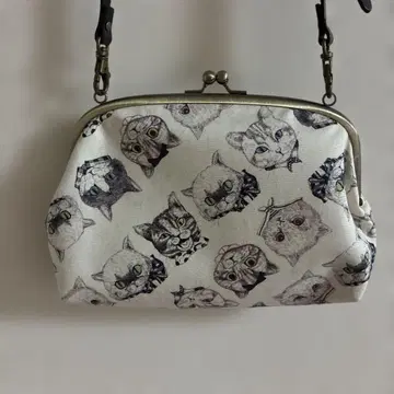 Ringo 고양이 가마구치 숄더백