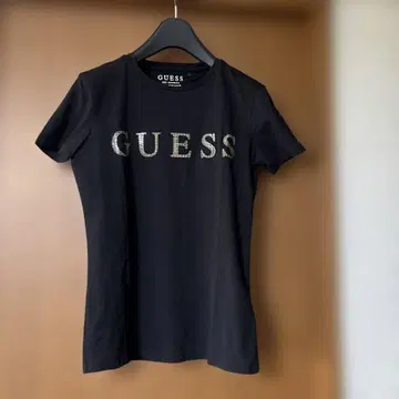 [미사용 새상품] GUESS 반팔 T셔츠 블랙 큐빅 로고