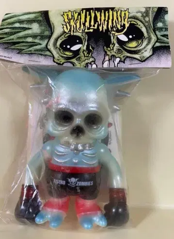 SKULLWING ASTRO ZOMBIES 소프트 비닐 피규어