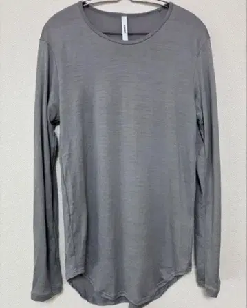 새상품급 2/72 반데라 천축 크루넥 L/S ATTACHMENT