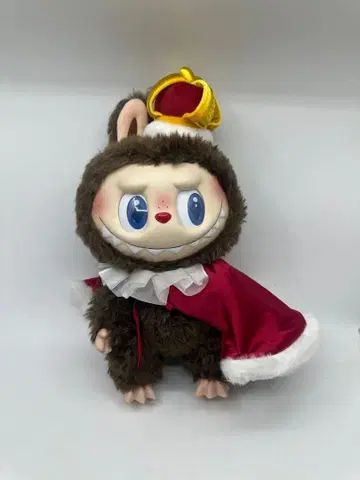 [새상품급] 팝마트 LABUBU 봉제 인형 망토 왕관