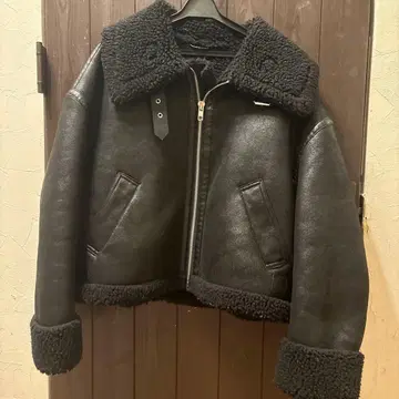 ZARA 페이크 무스탕 코트 블랙 S 사이즈