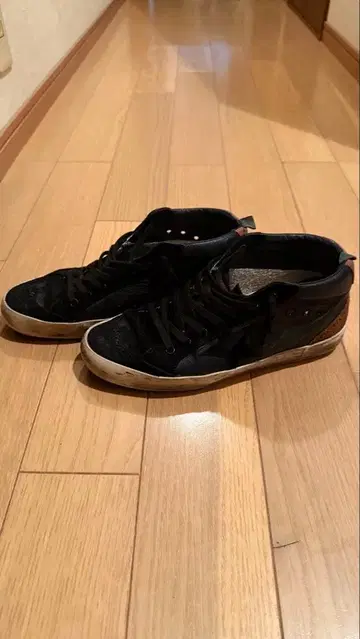 Golden Goose MID STAR 스니커즈 블랙