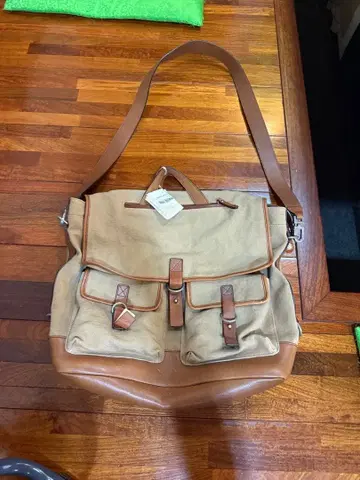 Brunello Cucinelli 브루넬로 쿠치넬리