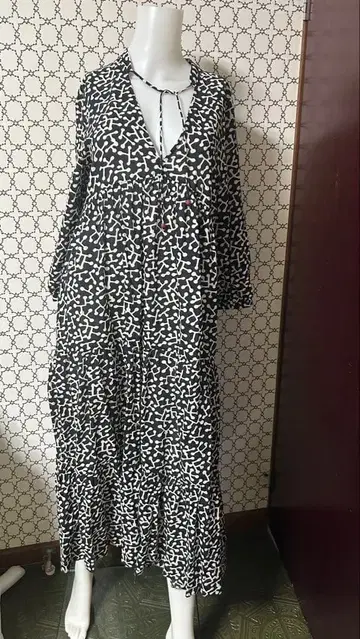 ZARA 기하학 패턴 티어드 원피스