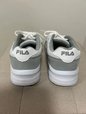 FILA 스니커즈 화이트 그레이