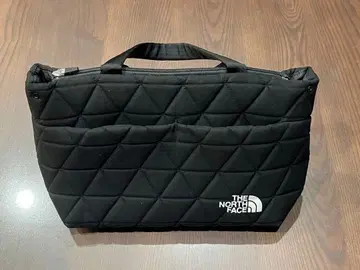 THE NORTH FACE 퀼팅 토트백 블랙