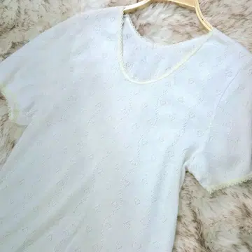 유로 언더웨어 하트 무늬 시스루 니트 반팔 펀칭 티셔츠