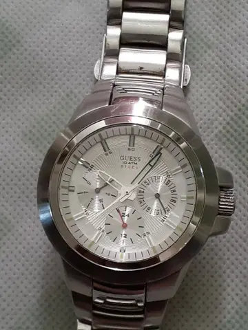 GUESS STEEL 10기압 방수 손목시계 본체