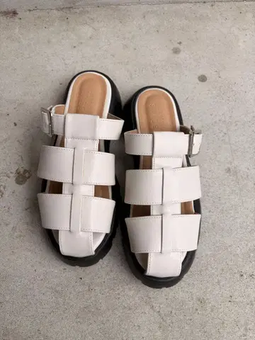 샌들 BEAMS 사이즈 M