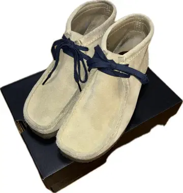 Clarks Wallabee US 8