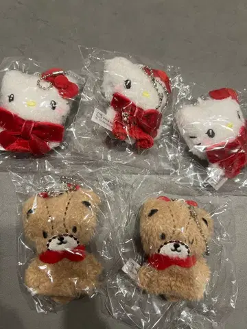 산리오 핑거 퍼펫 타이니참 리본 헬로키티 가챠