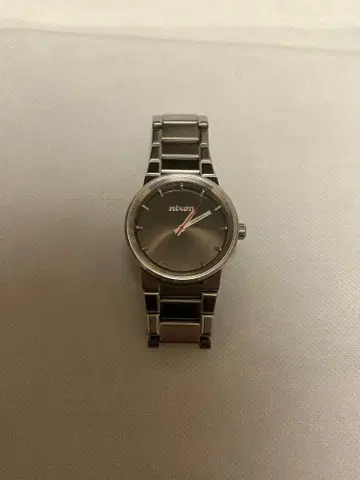 NIXON CANNON 캐논