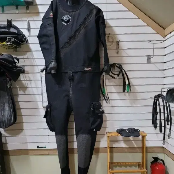 드라이슈트