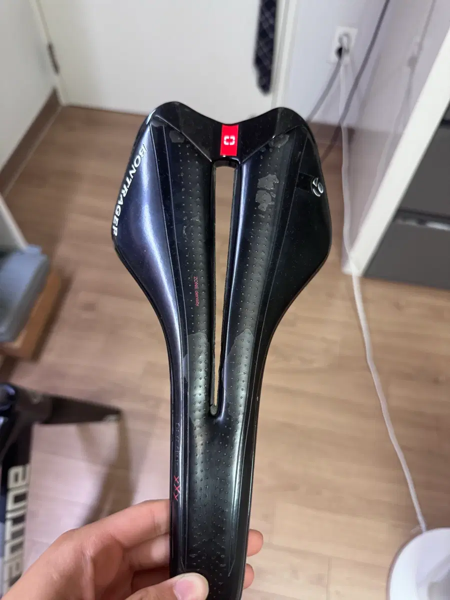 본트래거 카본 안장