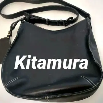 Kitamura 가죽 숄더백 (네이비 컬러)