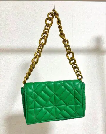[ ZARA ] 퀼팅 체인 숄더백 그린