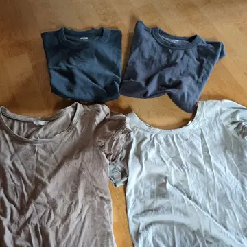 UNIQLO 반팔 티셔츠 4장 세트