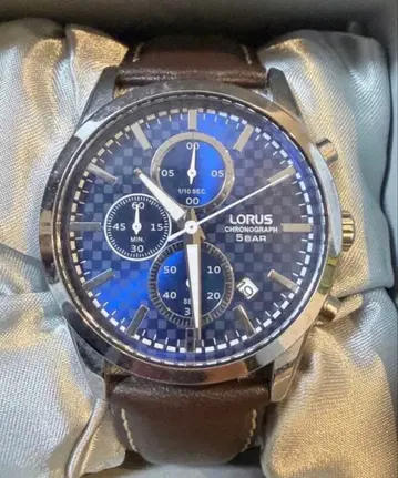 LORUS 크로노그래프 5BAR 손목시계 본체