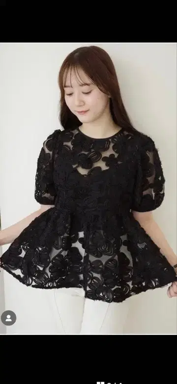 ORGUE 오르그 플라워 자수 블라우스 블랙