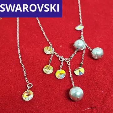 새상품급 SWAROVSKI 스와로브스키 목걸이 펜던트 실버 계열