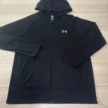 Under Armour 풀 집업 후드티 블랙 M 사이즈