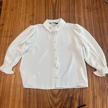 ZARA 펄(페이크) & 비쥬 장식 블라우스 화이트 XS