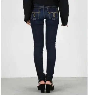 MOUSSY [ Rebirth SKINNY ] 26 인치