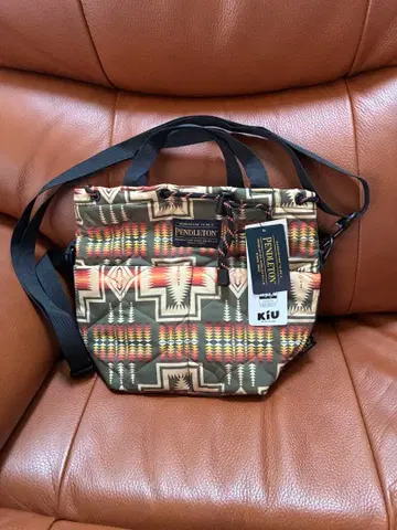 PENDLETON x KiU 펜들턴 키우 숄더백