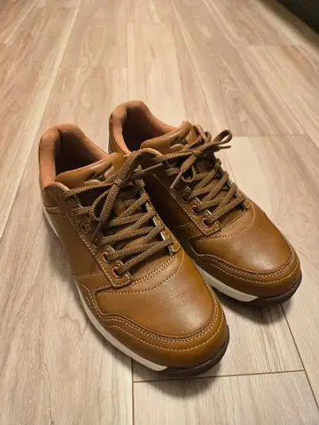 미사용 새상품 미즈노 MIZUNO 브라운 가죽 로우컷 스니커즈