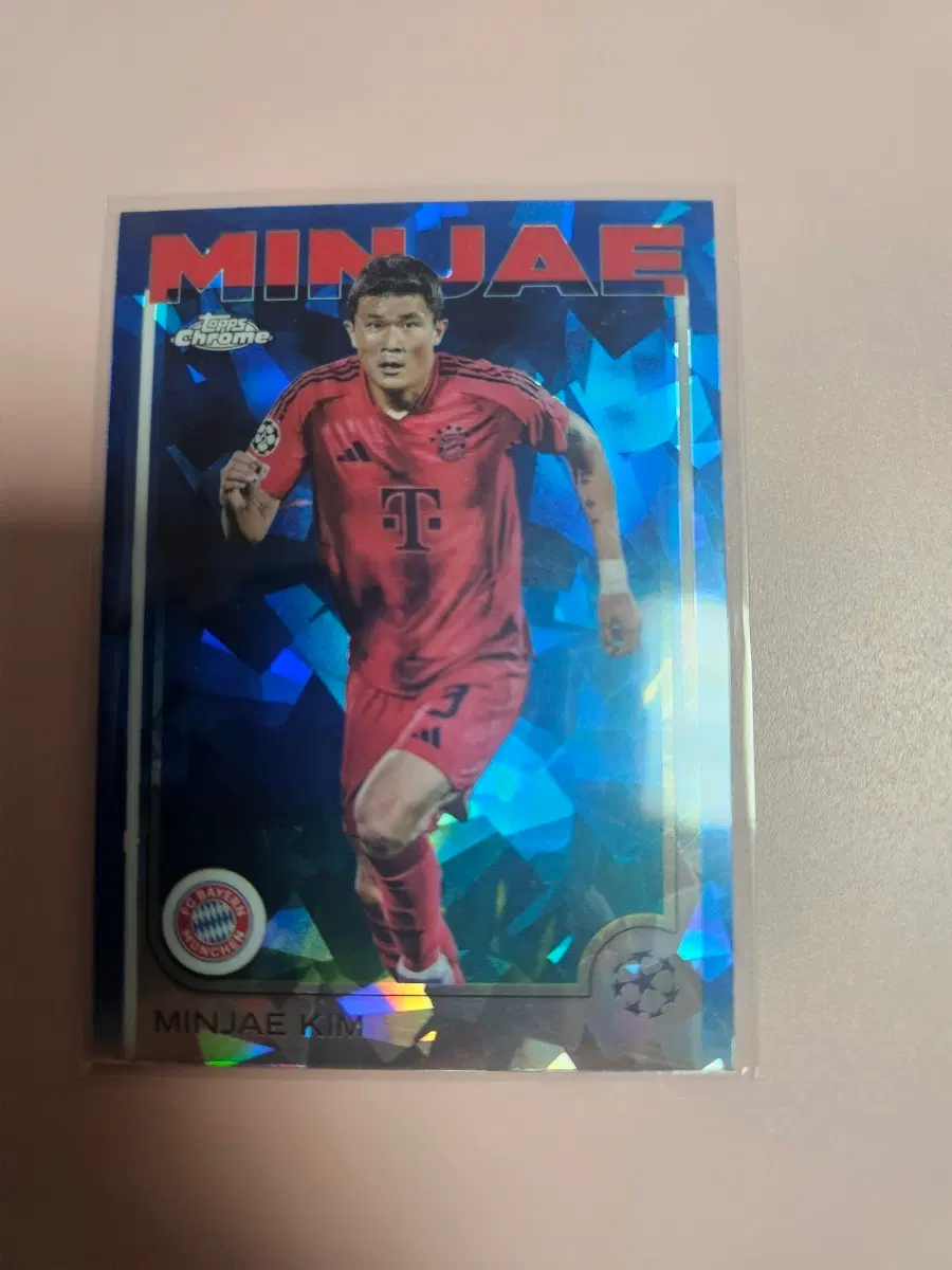 축구)김민재 2024 탑스크롬 Sapphire 카드