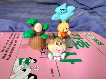 카카오프렌즈 우가춘가 춘식이 스펀지밥 콜라보 캐릭터 피규어 3종 세트