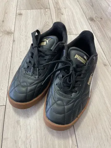 PUMA 컨디션 최상 여성용 23.5cm 스니커즈