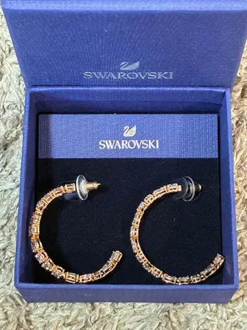 Swarovski 후프 귀걸이 로즈 골드 컬러