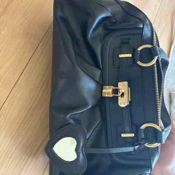 사만다 타바사 블랙 핸드백
