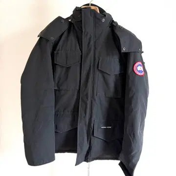 CANADA GOOSE 다운 자켓 블랙