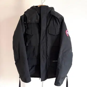 CANADA GOOSE 다운 자켓 블랙