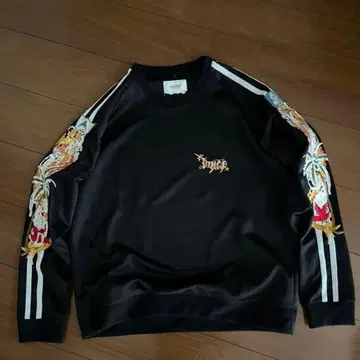 더블렛 17AW EMBROIDERY TRACK PULLOVER